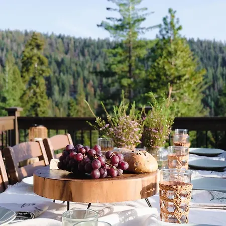 Yosemite Summit&Little Summit - 5BR/3BA Vacation Home